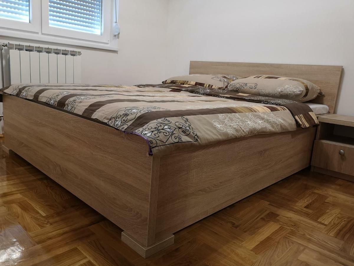 Apartman Gaga Lukavica Kültér fotó