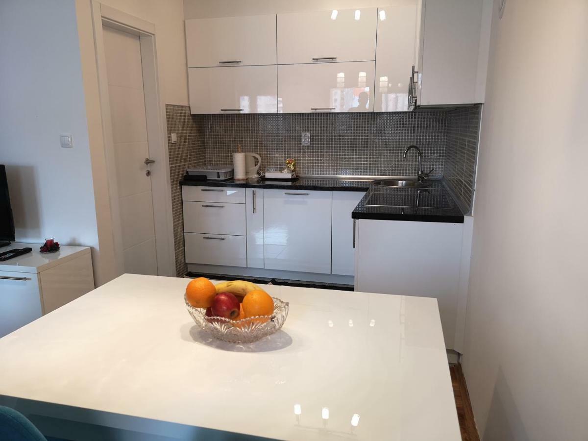 Apartman Gaga Lukavica Kültér fotó